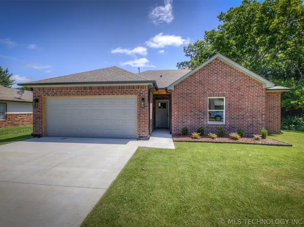 2561 W 66th Pl S, Tulsa, OK 74132