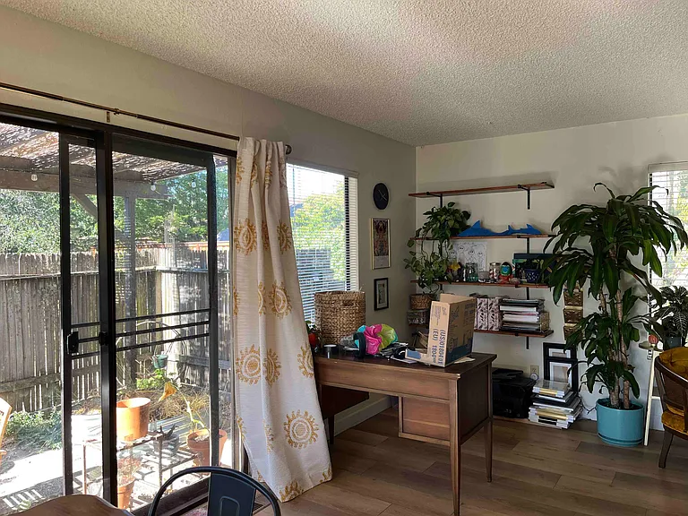905 Shadyoak Dr — Photo 8