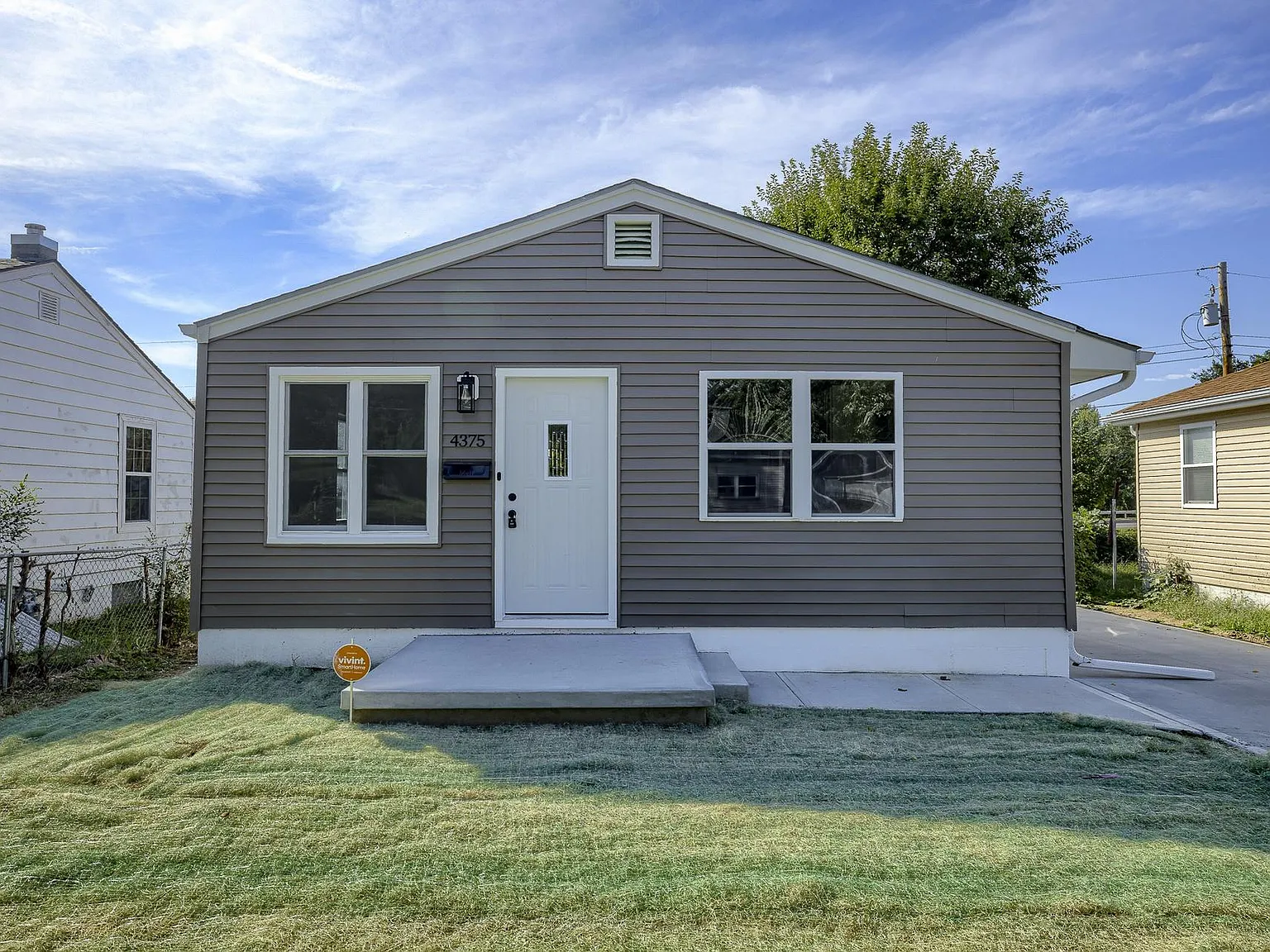 2 bed, 768 sqft, $1,250 — Photo 1