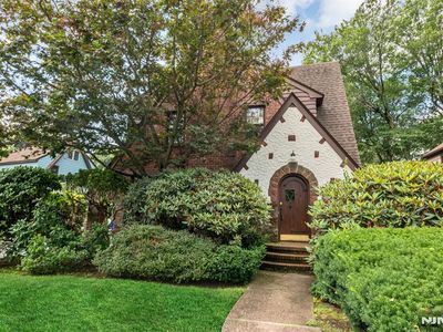 482 Standish Rd, Teaneck, NJ, 07666