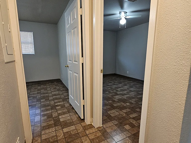 103 W Dunn Ave #5 — Photo 11