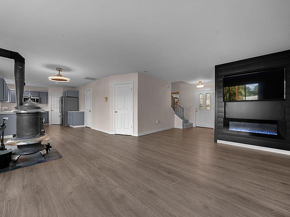 4th image of 1770 SW 22nd Ct