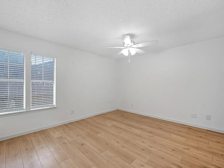 5300 Keller Springs Rd #2069 — Photo 15