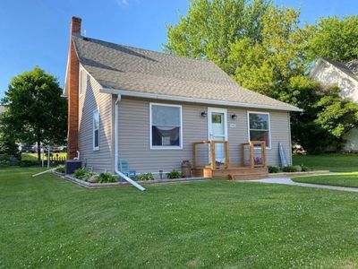 148 1st St SW, Spring Grove, MN, 55974