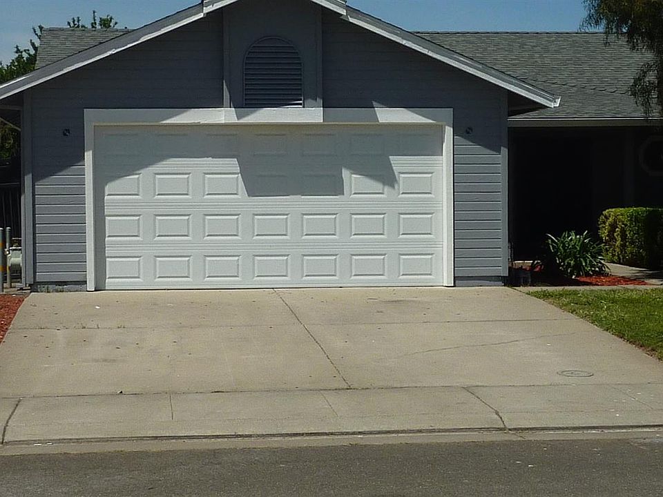 1st image of 4227 Eagle Crest Dr