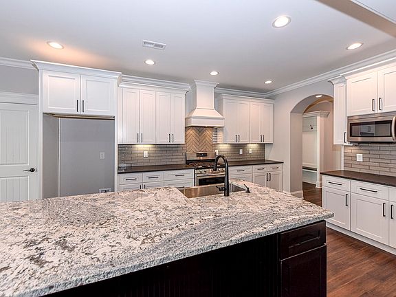 5th image of 1422 Crestridge Dr Lot 84
