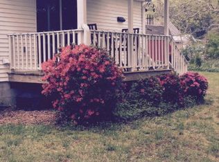 1685 Kates Neck Rd, Topping, VA 23169