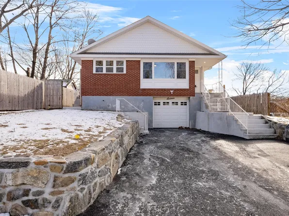 16 Charles Place, Ossining, NY 10562