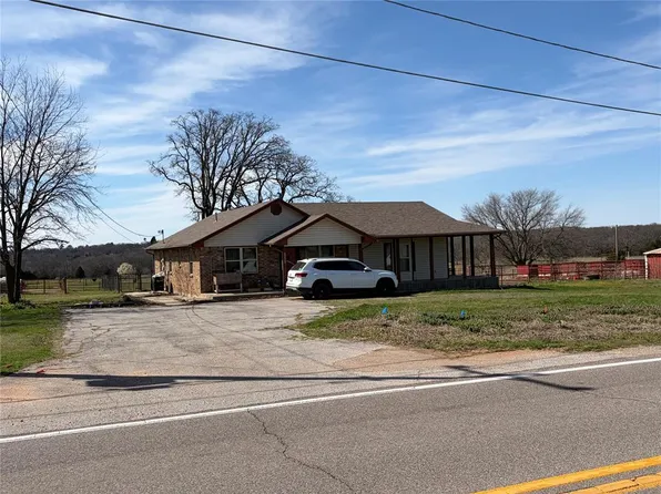 20420 Valley View Rd, Earlsboro, OK 74840