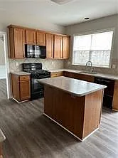 520 Hammersmith Dr — Photo 4