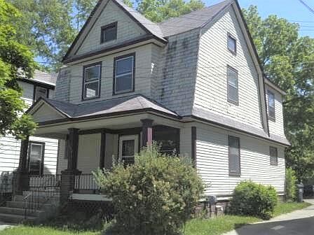 1st image of 613 Pearl St