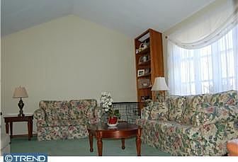 2nd image of 1128 Sheffield Dr