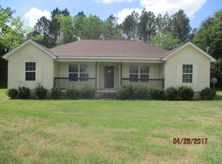 5667 Strawberry Rd, Pelham, GA 31779