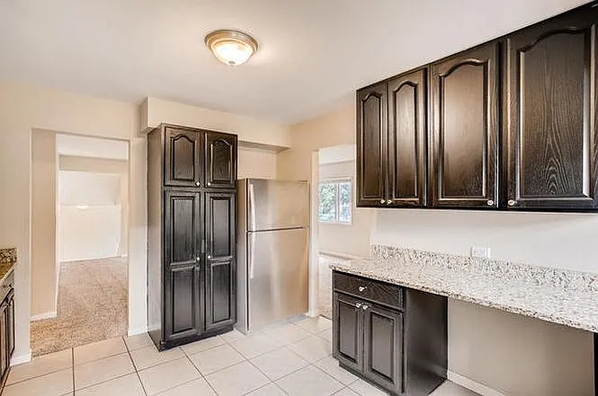504 Nassau Ave — Photo 15