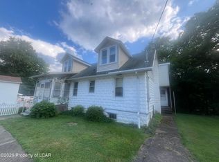 203 Hellers Grv, Trucksville, PA 18708