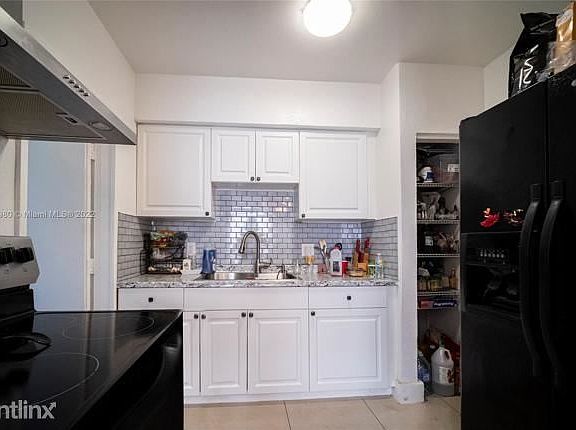 4th image of 1245R Ali Baba Ave