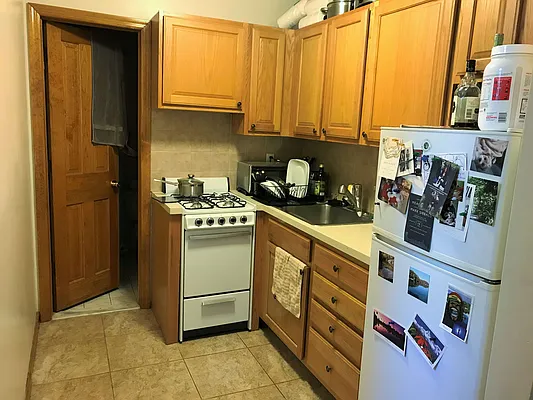 Rented by Joe Gotham LTD | media 31