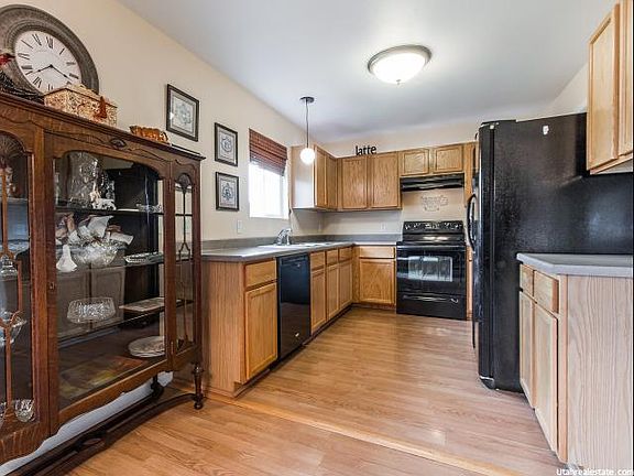 5th image of 13854 S Lamont Lowell Cir
