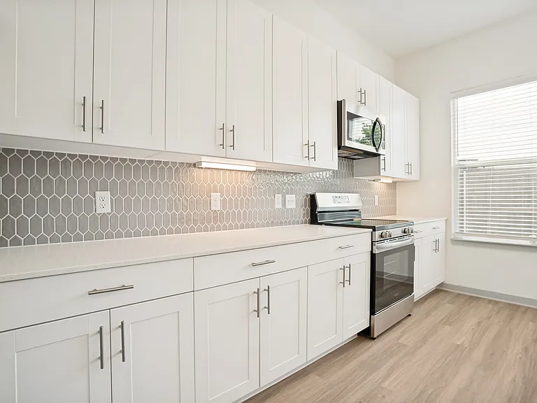 Jefferson Arbor Townhomes — Photo 3