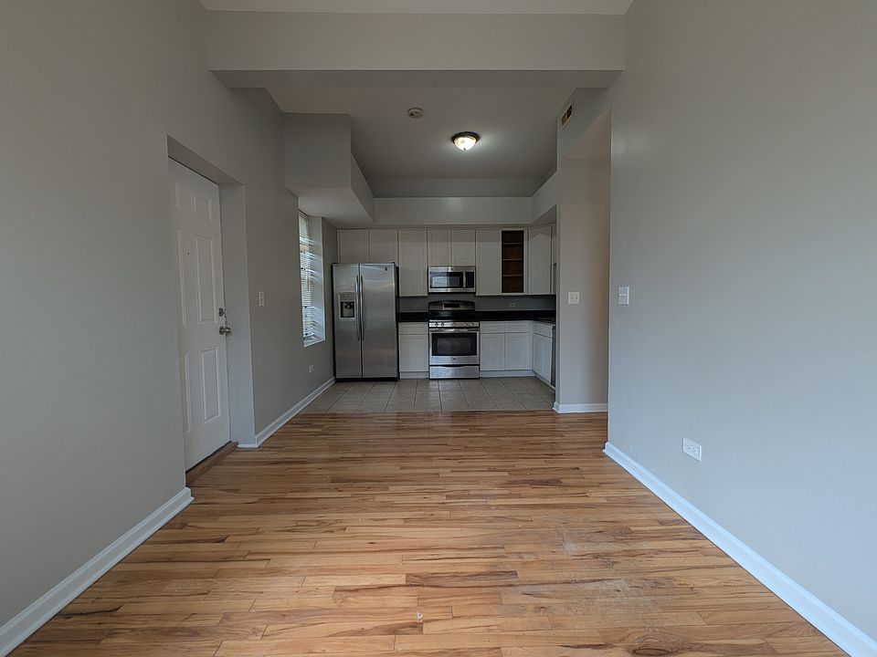 1st image of 5417 S Carpenter St #1