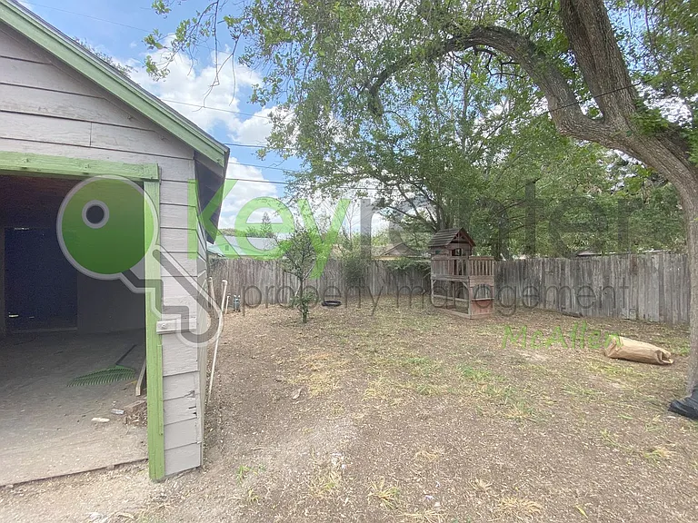 1016 Laurel Ave — Photo 37