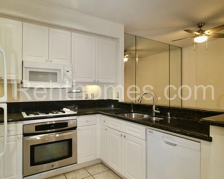 10722-134 Sabre Hill Dr — Photo 8