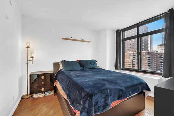 Rented by Douglas Elliman | media 4