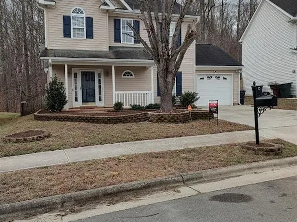 16 Bluestem Ct, Greensboro, NC 27405