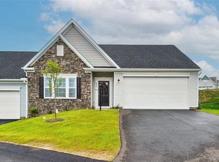 814 Curtman Ct, New Kensington, PA 15068