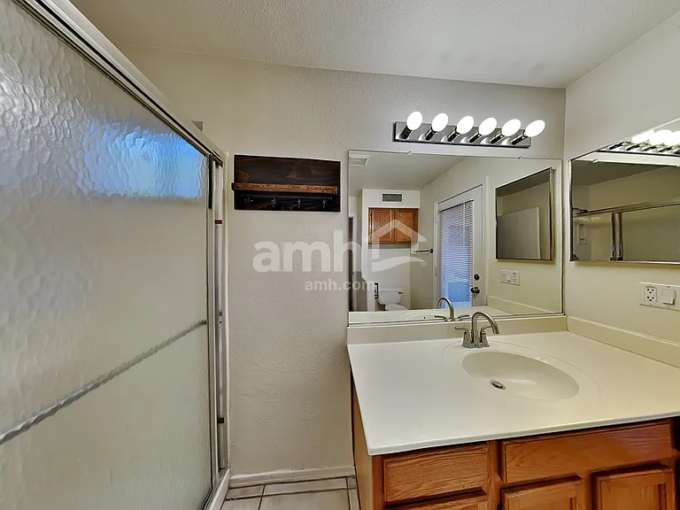 1130 W Lark Dr — Photo 12