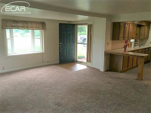 2nd image of 1118 W Pine Ave