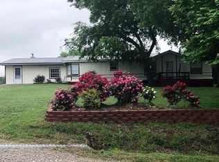 978 County Road 4540, Whitewright, TX 75491