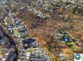 W Lafayette St, Easton, PA 18042