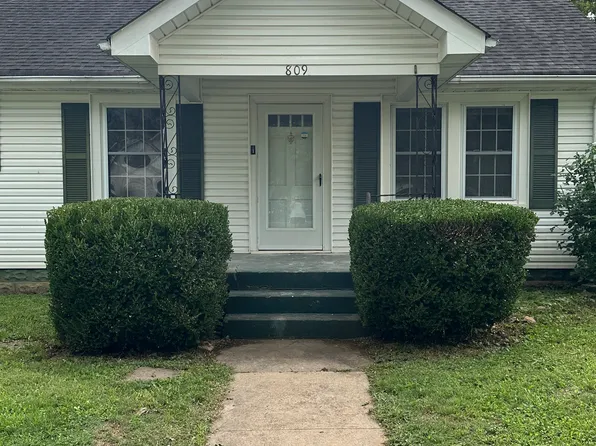 809 Leaf Ave, Murfreesboro, TN 37130