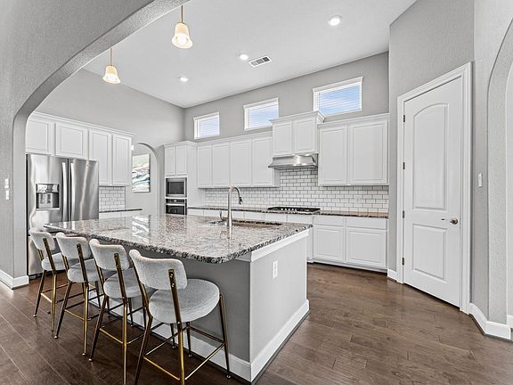 4th image of 2806 Emerald Pines Ln