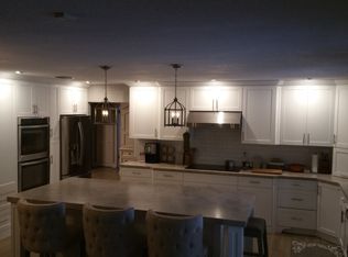 10022 SW 49th Pl, Cooper City, FL 33328