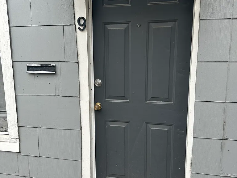 5108 Bayard Ln #9 — Photo 1