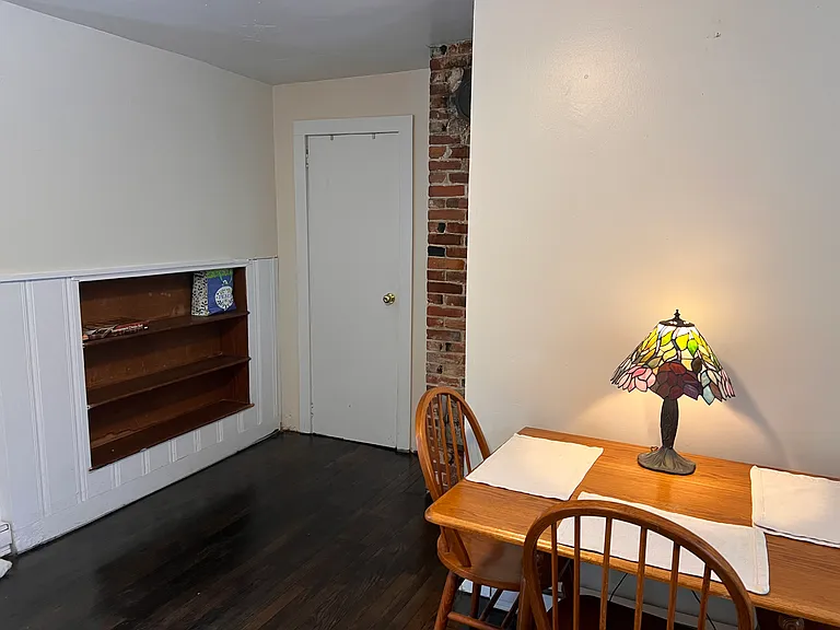 1323 Main St #2 — Photo 6
