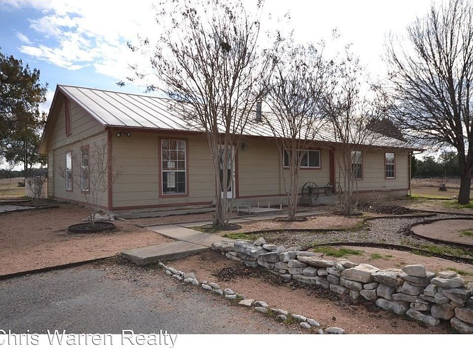 1st image of 351 Live Oak Trl