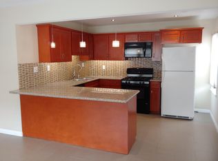 25514 Narbonne Ave UPPR #, Lomita, CA 90717