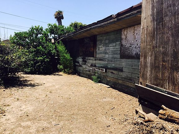 4th image of 1014 N 12th St