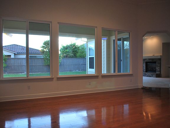 2nd image of 2751 Heritage Park Ln