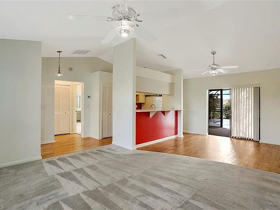 3rd image of 306 NE 19th Pl
