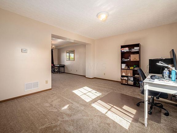 3rd image of 2180 Bluebell Ln