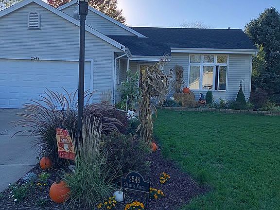 3rd image of 2548 S Sterling Cir