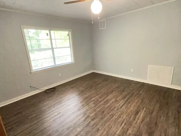 8267 FM 450 N — Photo 7