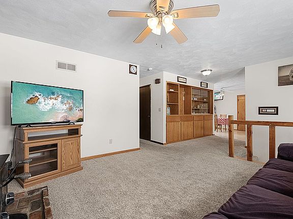 3rd image of 1509 N 6th Ave