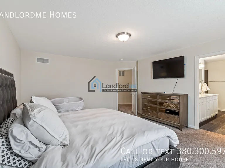 648 White Fawn Run — Photo 24