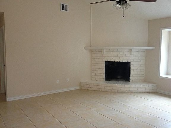 5th image of 247 La Fonda Dr
