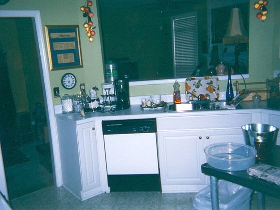 5th image of 3810 Charlton Ives Dr
